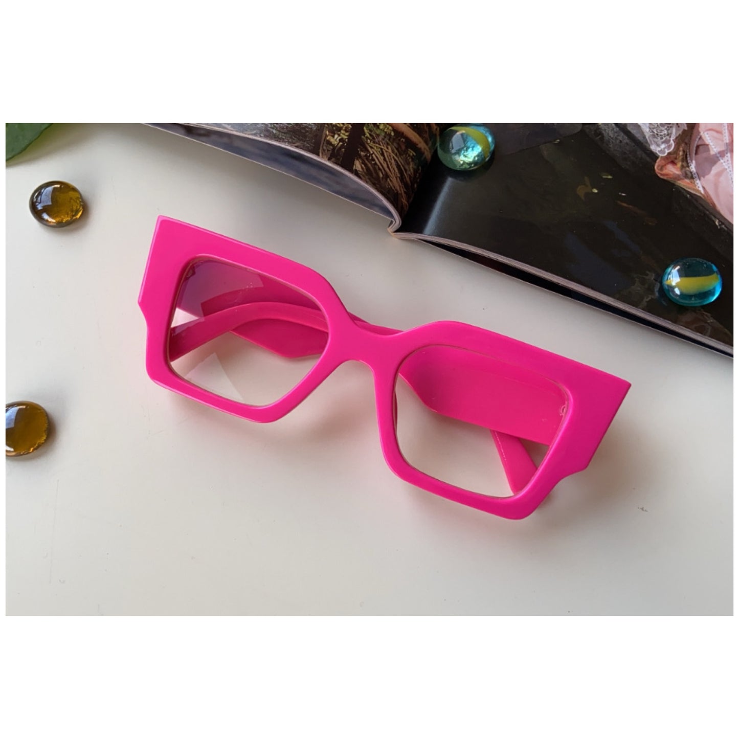 EXCLUSIVE SPECS